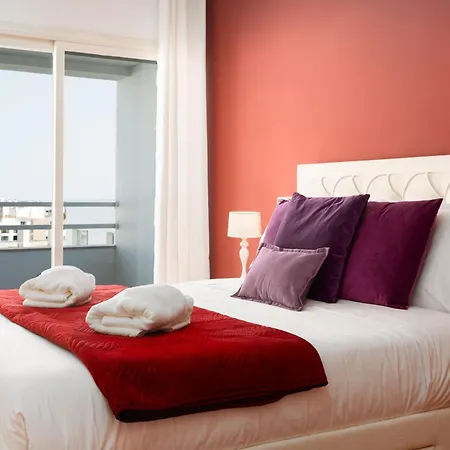 Konukevi Expo - Double With Ac And Views Lisboa